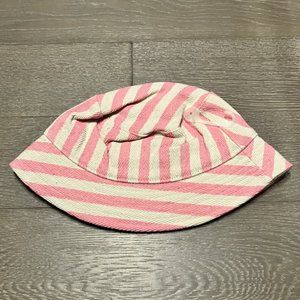 GAP Textured Pink & White Stripe Bucket Hat - NWT